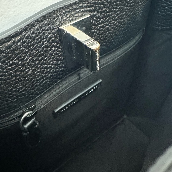 Rebecca minkoff leather crossbody purse - Picture 9 of 9